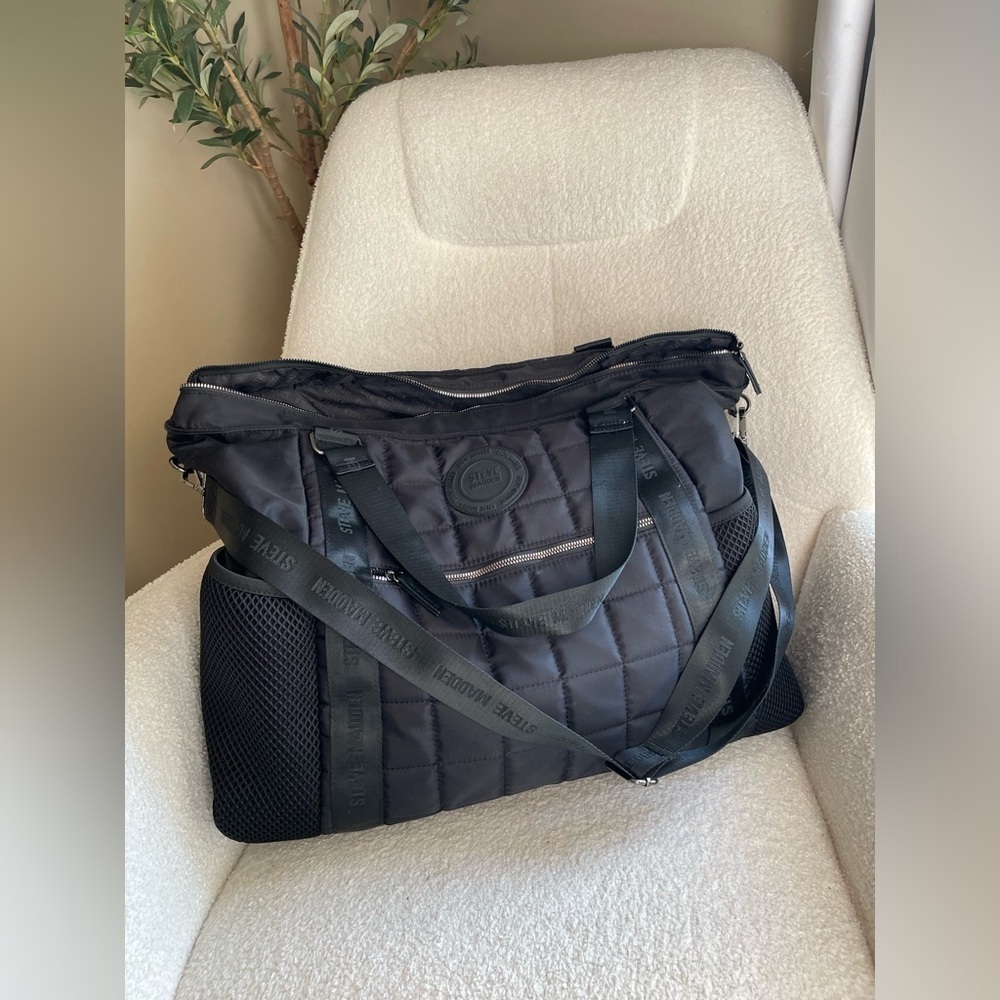 Extra large Steve Madden Black Quilted Duffel Bag NWOT